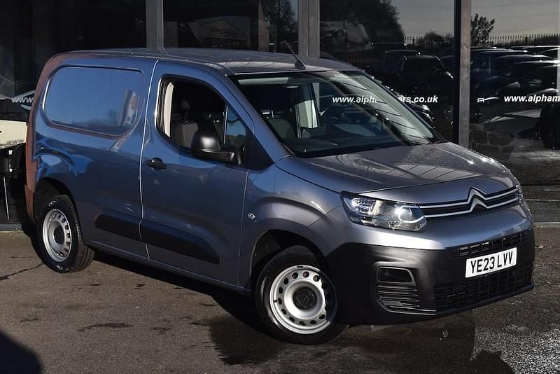 Grey Used 2023 Citroën Berlingo MPV | £10,990 (Good price) - Image 1/3