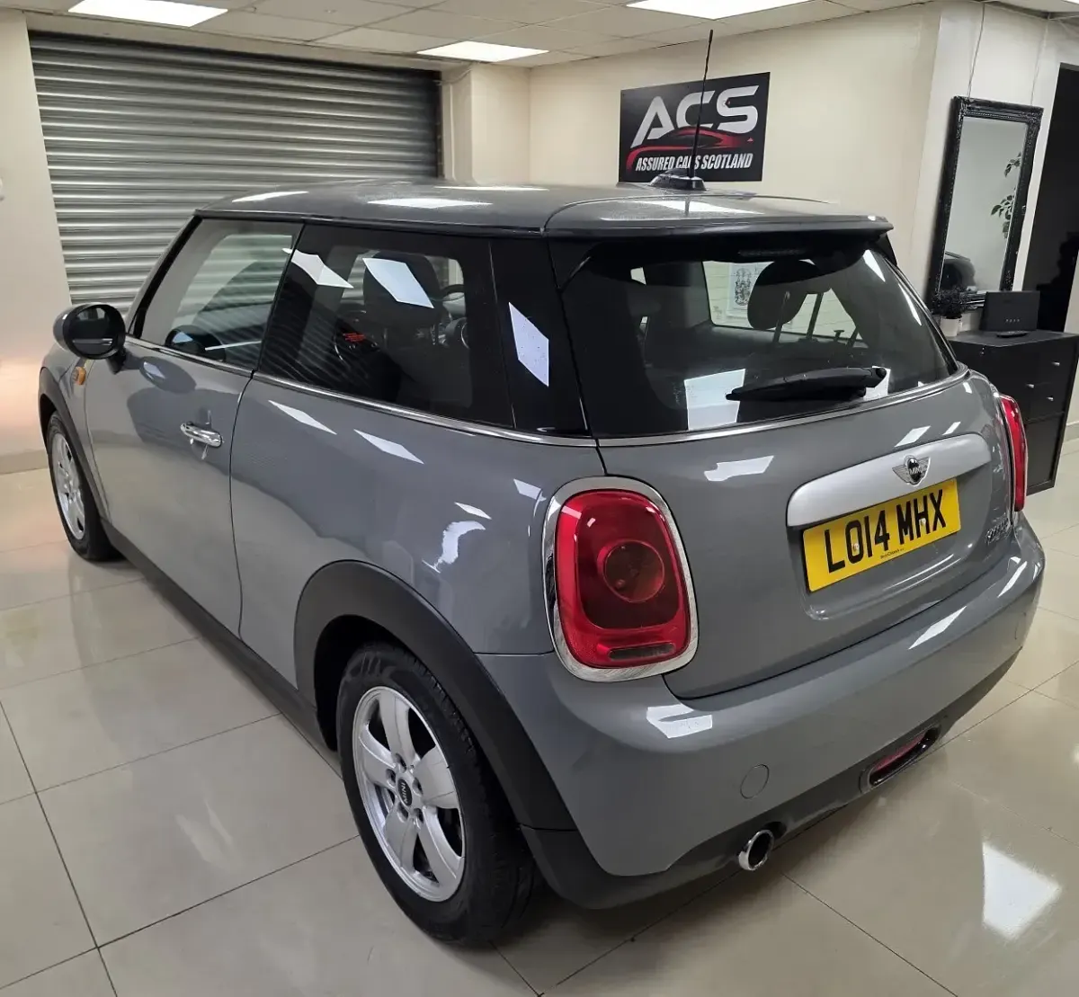Używany Mini Cooper Hatch 2014 Szary Hatchback