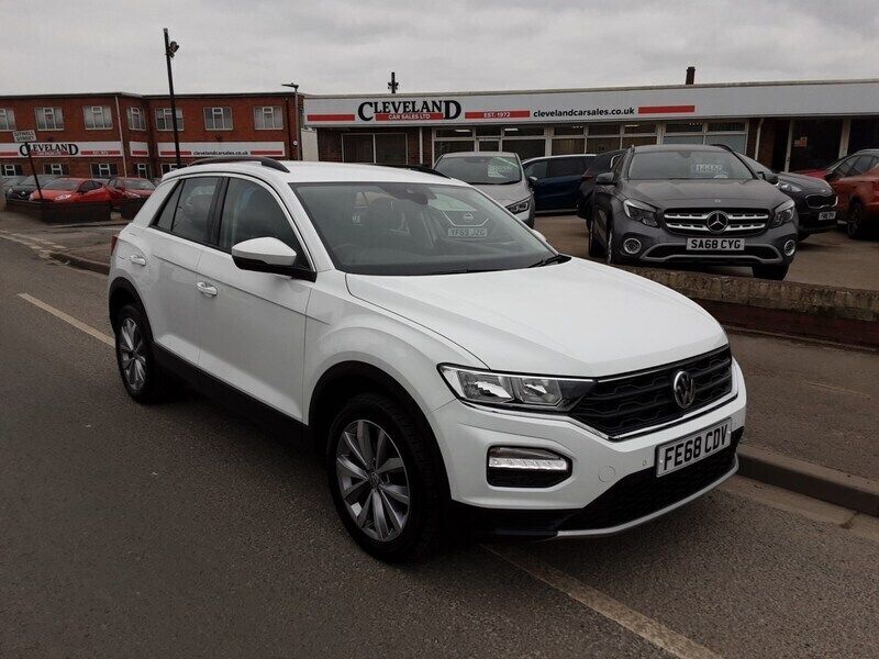 White Used 2018 VW T-Roc SE SUV | £13,500 (Fair price) - Image 1/4