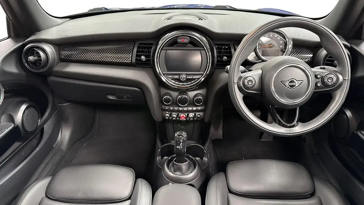 Used Mini Cooper S Classic 189 HP (139 kW) 2020 Blue Hatchback