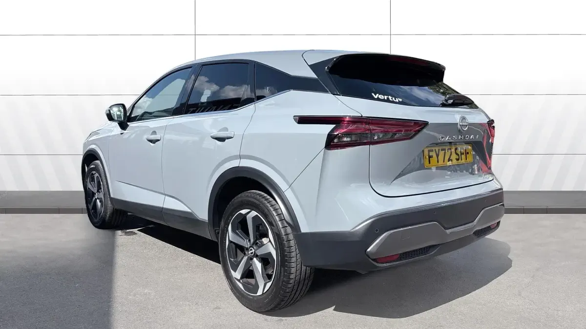 Used Nissan Qashqai N-Connecta 158 HP (116 kW) 2022 Grey SUV