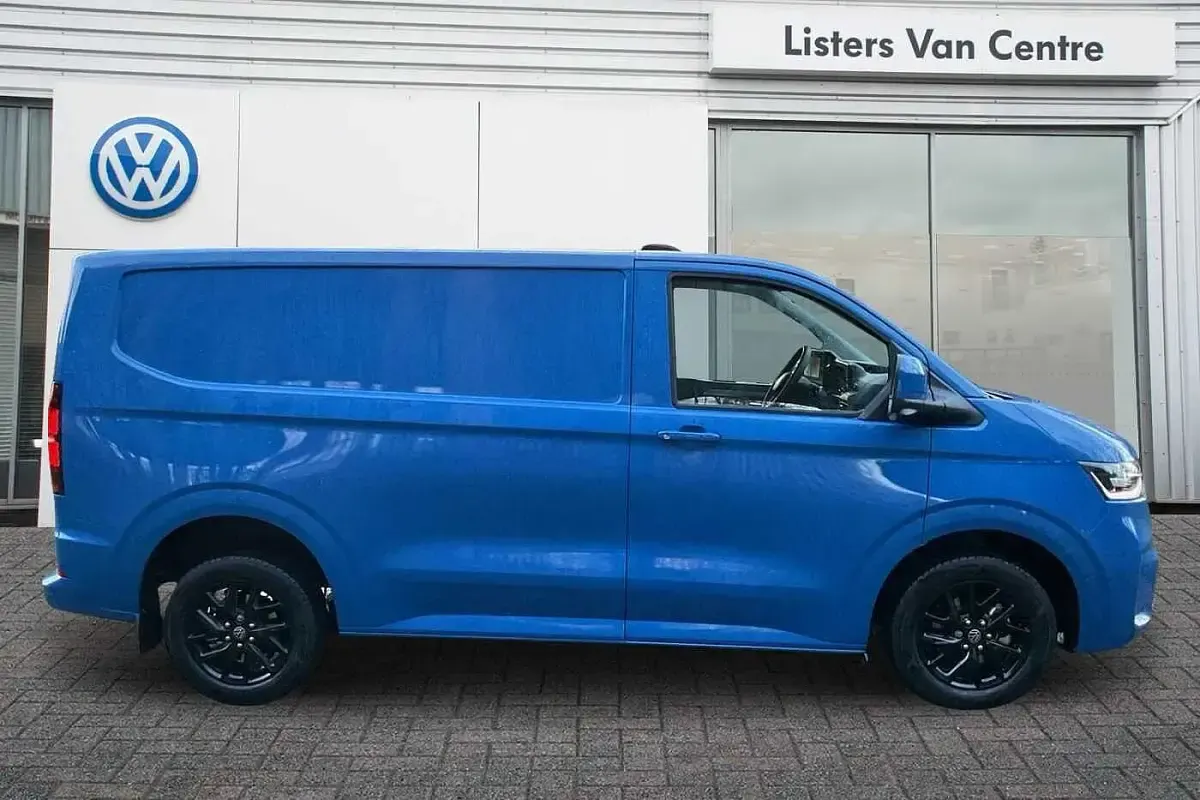 Begagnad VW Transporter Pro 2025 Blå Van