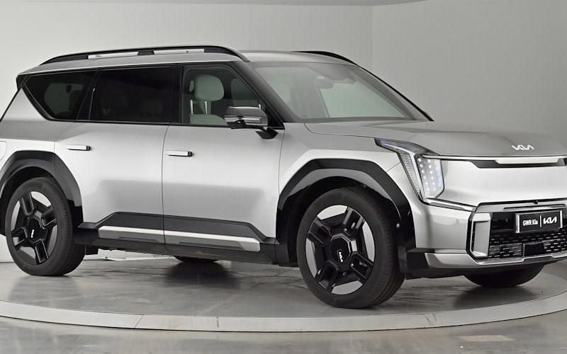 Grey Used 2024 Kia EV9 3 SUV | £64,750 (Fair price) - Image 1/4
