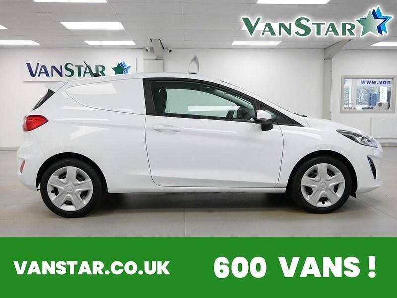 White Used 2020 Ford Fiesta Hatchback | £7,989 (Fair price) - Image 1/4