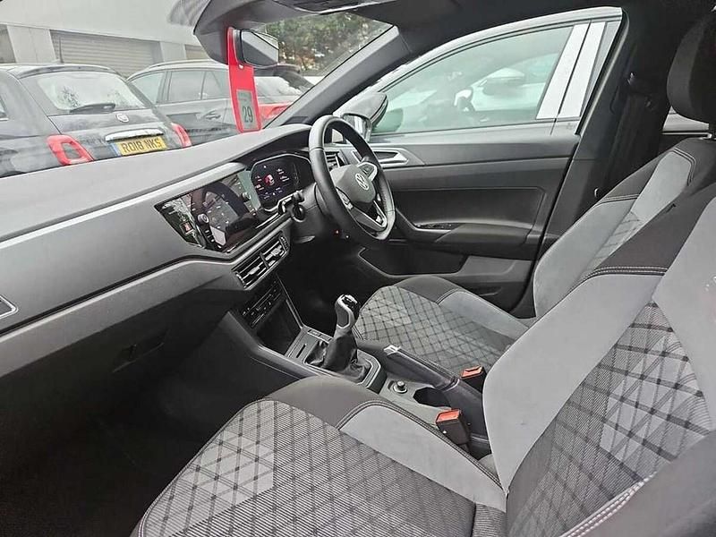Used VW Polo R-line 95 HP (69 kW) 2023 Grey Hatchback