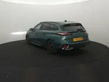 Used Peugeot 308 Premium 131 HP (96 kW) 2022 Blue Estate