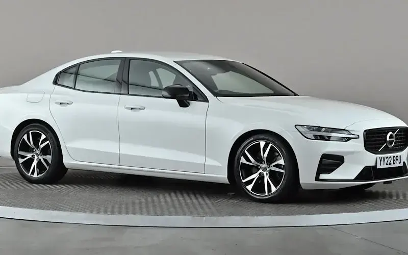 Used Volvo S60 R-Design 250 HP (183 kW) 2021 Sedan