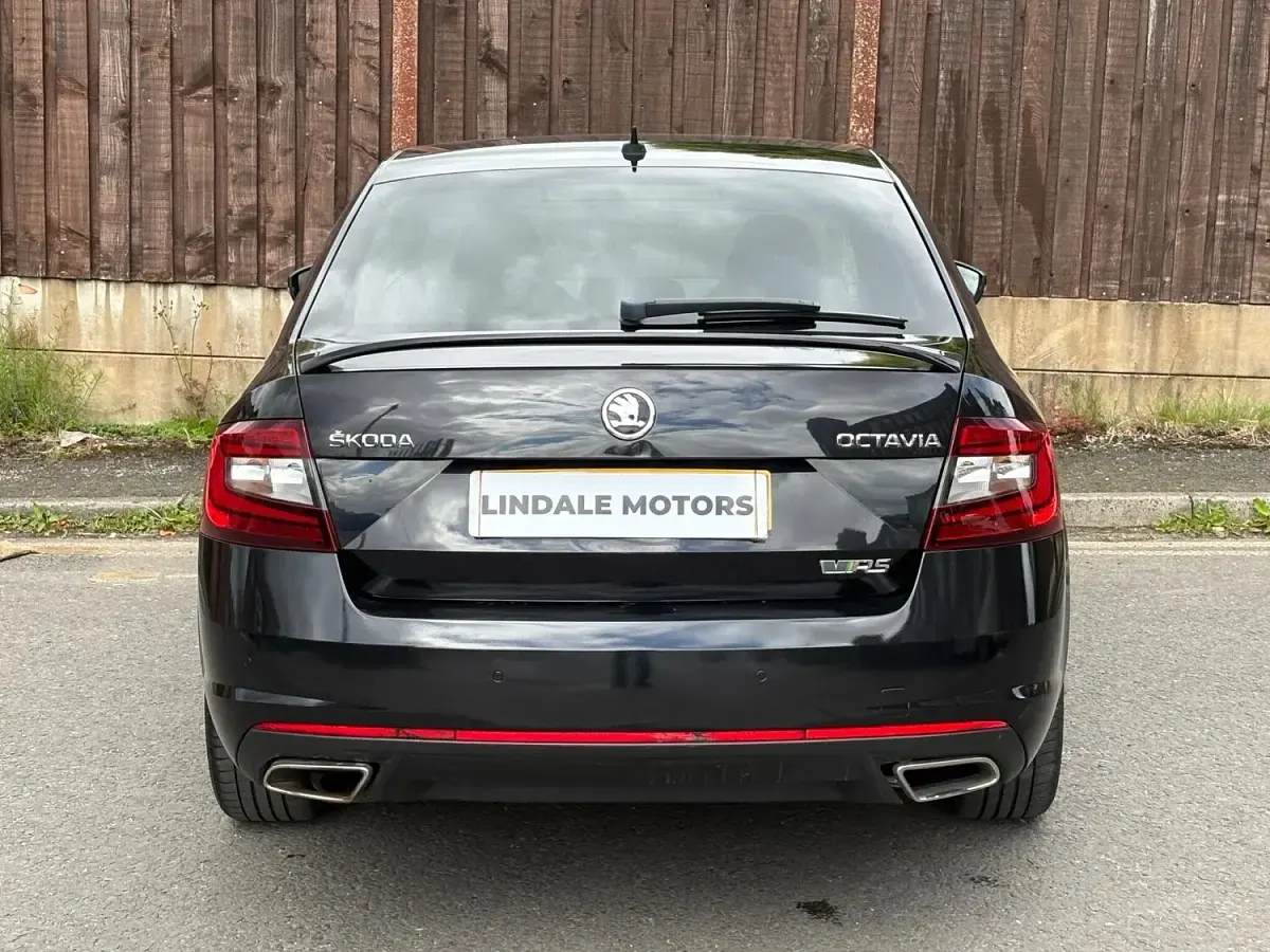 Used Skoda Octavia vRS 184 HP (135 kW) 2017 Black Hatchback