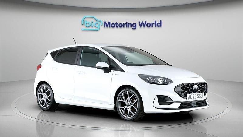 Used 2022 Ford Fiesta ST-Line | £12,600 (Fair price) - Image 1/4