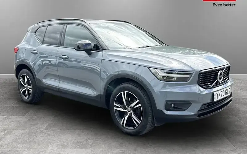Used Volvo XC40 R-Design 163 HP (119 kW) 2021 SUV