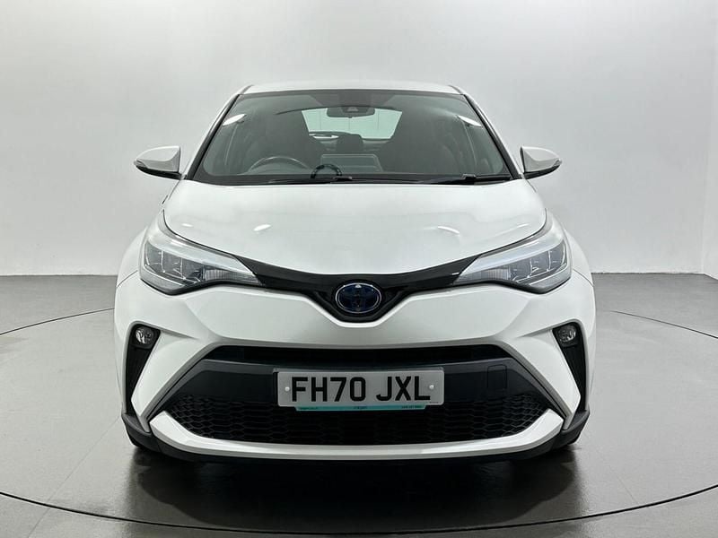 Used Toyota C-HR 122 HP (89 kW) 2021 White SUV