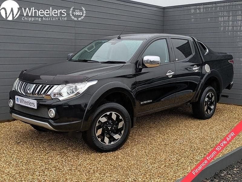 Black Used 2016 Mitsubishi L200 Pickup | £14,990 (Fair price) - Image 1/3