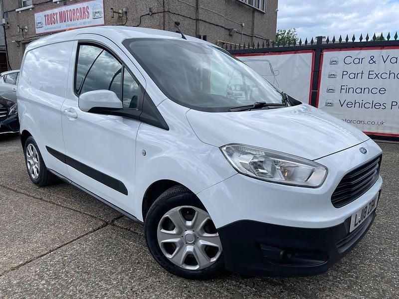 White Used 2018 Ford Transit Trend Van | £4,199 (Super price) - Image 1/4