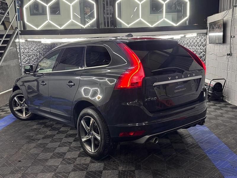 Used Volvo XC60 R-Design 215 HP (158 kW) 2014 Grey SUV