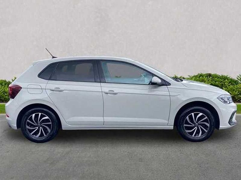 Used VW Polo Life 95 HP (69 kW) 2024 Grey Hatchback