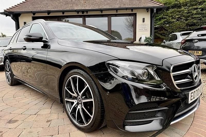 Used Mercedes E220 AMG line 191 HP (140 kW) 2020 Black Estate