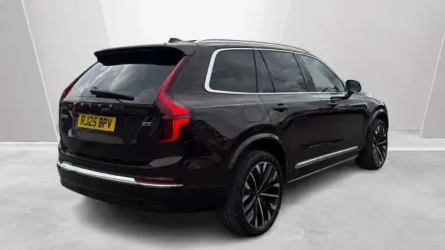 Begagnad Volvo XC90 Ultra 455 HK (334 kW) 2025 Röd SUV