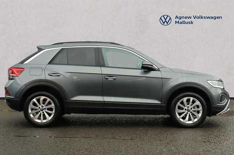 Used VW T-Roc Match 150 HP (110 kW) 2025 Grey SUV