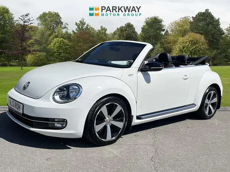 Used VW Beetle Edition 2013 White Hatchback