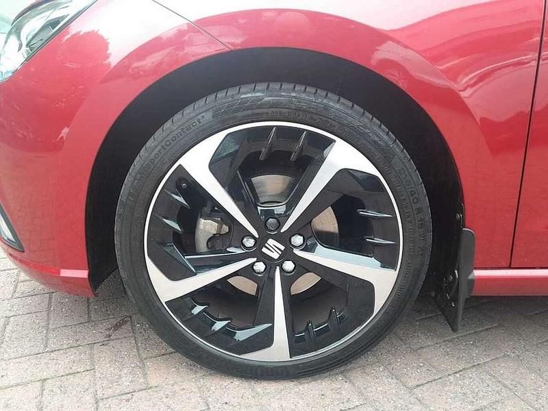 Used Seat Ibiza FR Sport 109 HP (80 kW) 2023 Red Hatchback
