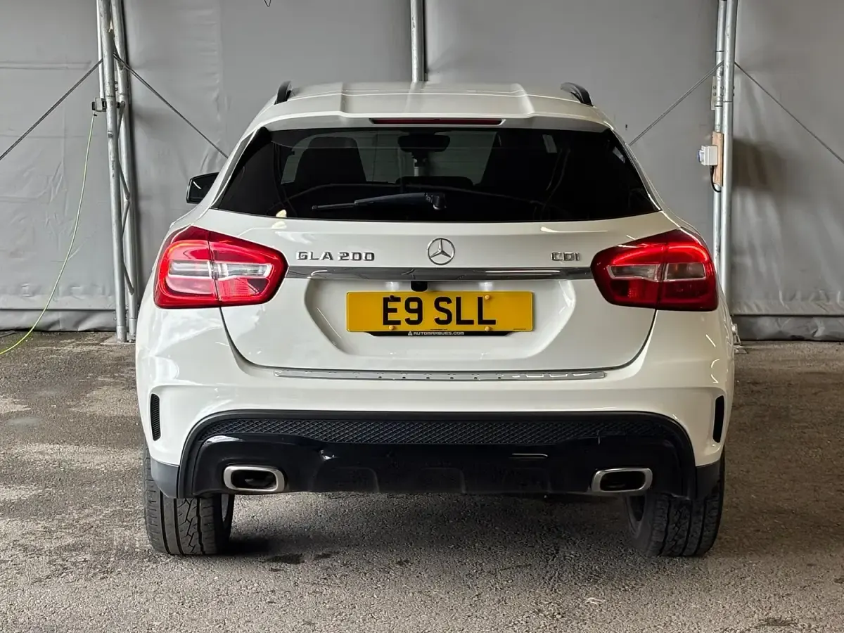 Used Mercedes GLA200 AMG line 2015 White SUV