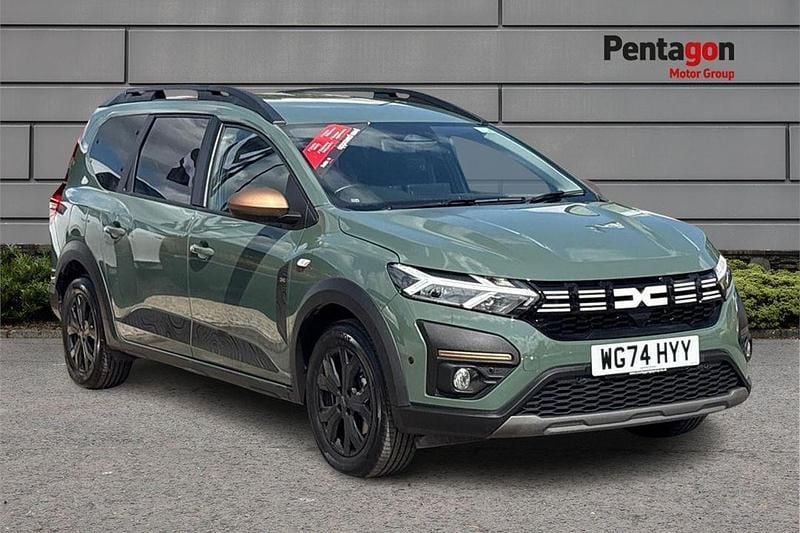 Green Used 2024 Dacia Jogger Extreme MPV | £21,450 (Fair price) - Image 1/4