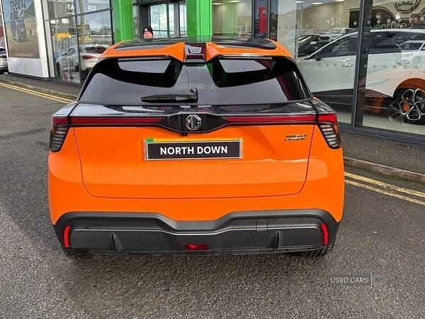 Used MG MG4 EV Trophy 180 kW (245 HP) 2025 Orange Hatchback