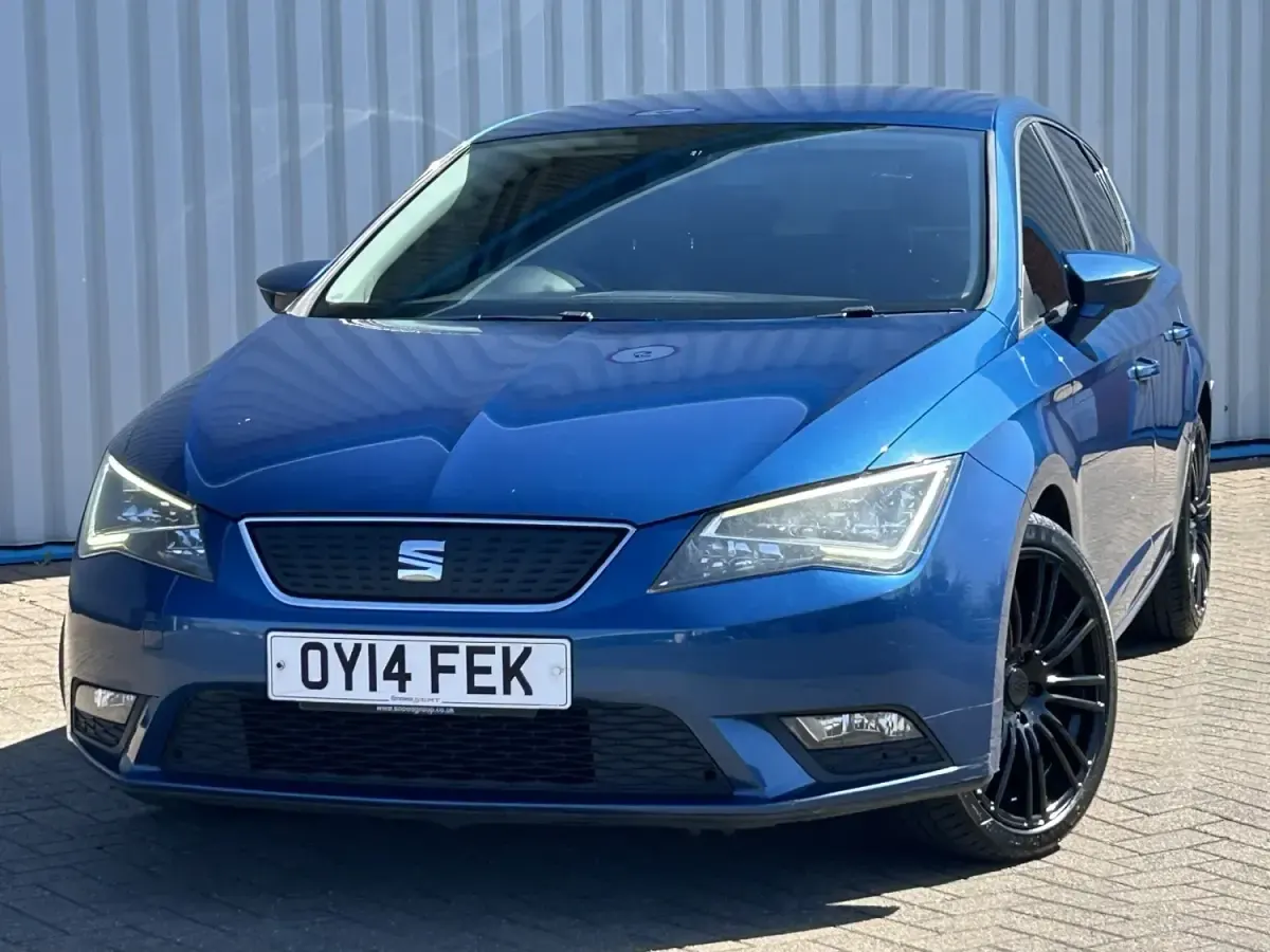 Begagnad Seat Leon Ecomotive 2014 Blå Halvkombi