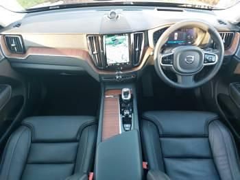 Used Volvo XC60 Ultimate 250 HP (183 kW) 2023 Black SUV