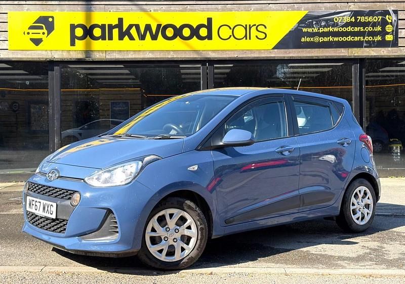 Used Hyundai i10 SE 87 HP (63 kW) 2017 Blue Hatchback