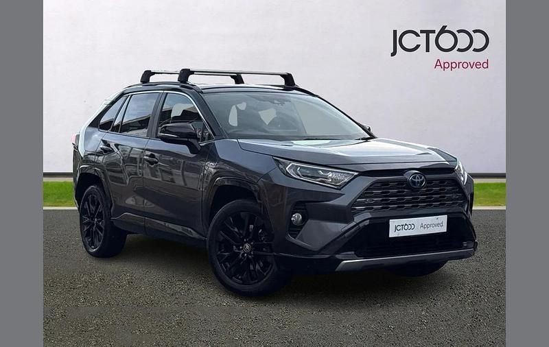 Used Toyota RAV4 Hybrid 218 HP (160 kW) 2021 Other SUV