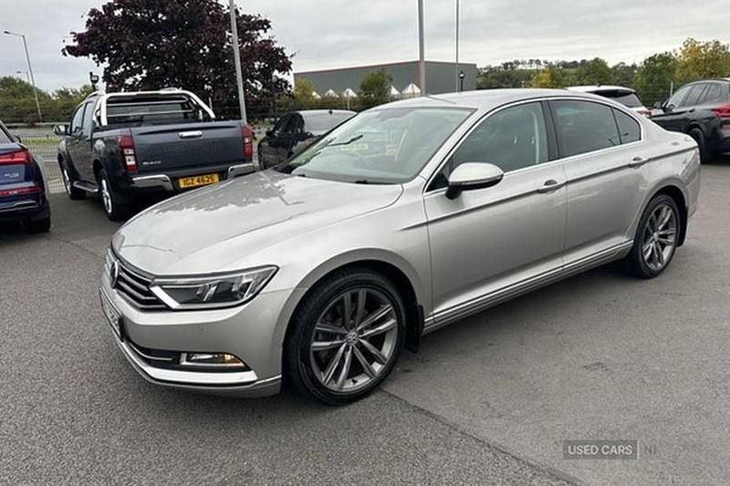Silver Used 2017 VW Passat GT Sedan | £9,750 (Fair price) - Image 1/1
