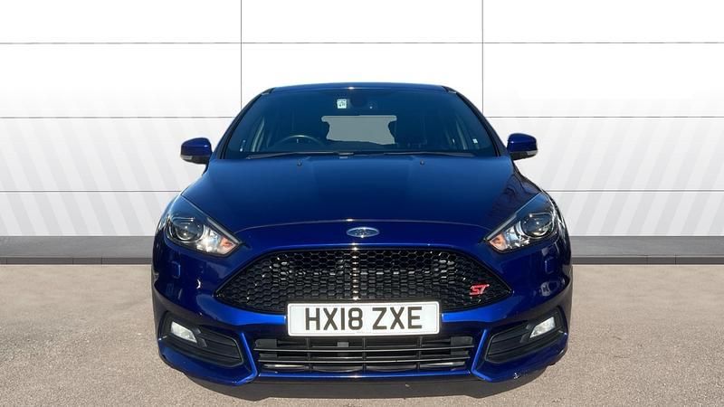 Used Ford Focus ST 185 HP (136 kW) 2017 Blue Hatchback
