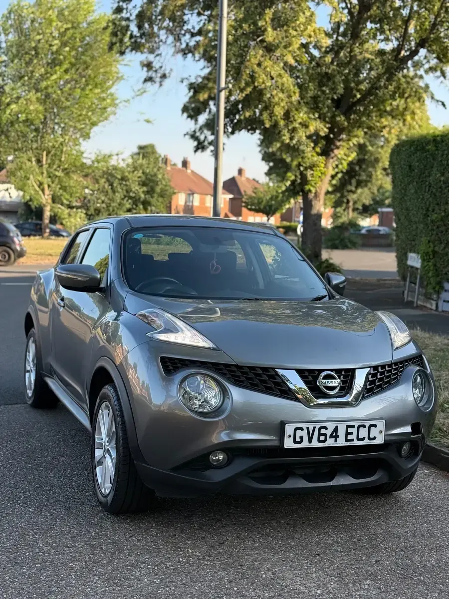 Used Nissan Juke Acenta 115 HP (84 kW) 2015 Grey SUV
