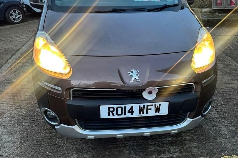 Brown Used 2014 Peugeot Partner Tepee Outdoor MPV | £2,895 (Good price) - Image 1/1