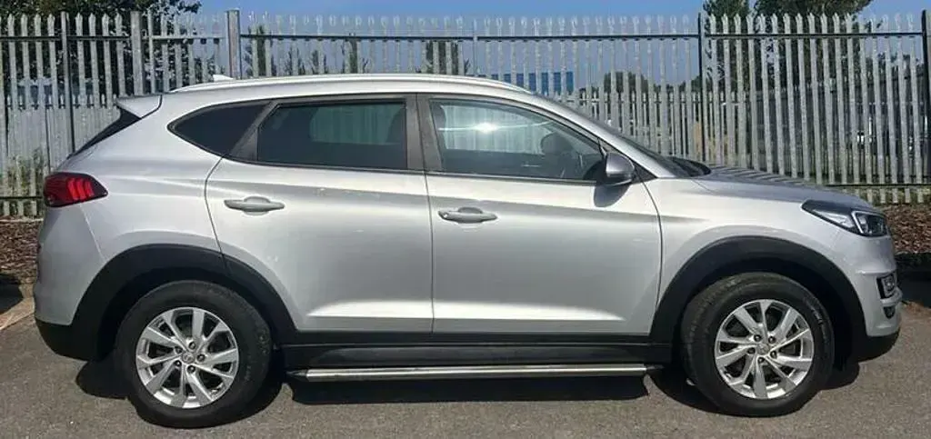 Used Hyundai Tucson SE 136 HP (100 kW) 2018 Silver SUV