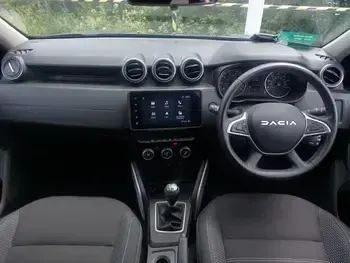 Used Dacia Duster Journey 129 HP (94 kW) 2024 Green SUV