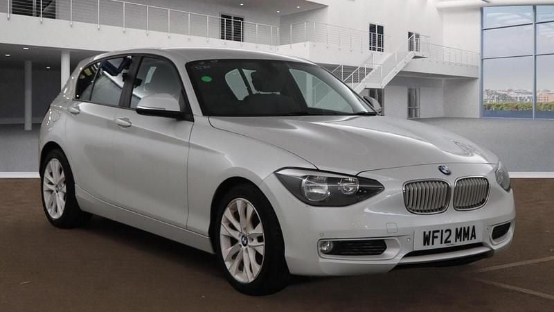 White Used 2012 BMW 116 Comfort Edition Hatchback | £6,594 (Fair price) - Image 1/4