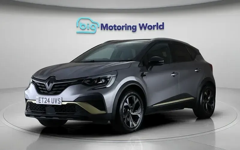 Used Renault Captur Engineered 145 HP (106 kW) 2024 Grey/black SUV