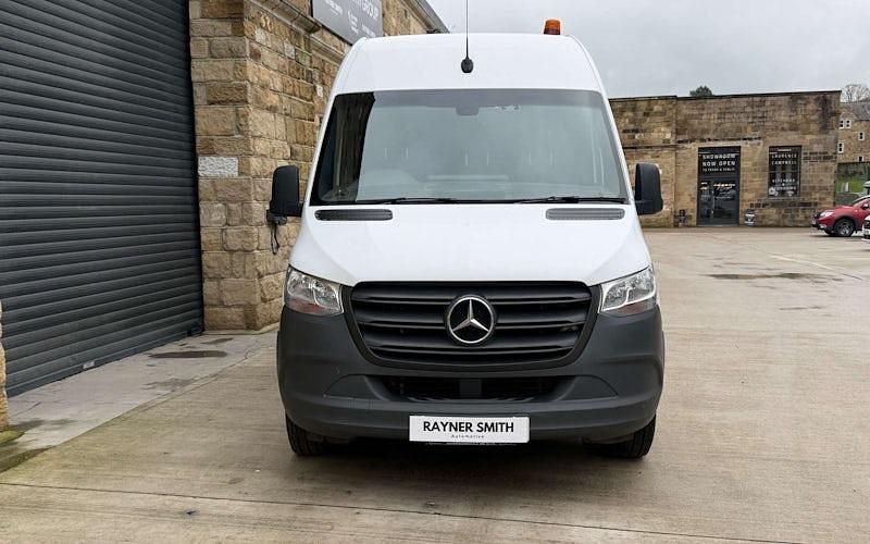 Used Mercedes Sprinter Progressive 170 HP (125 kW) 2023 Van