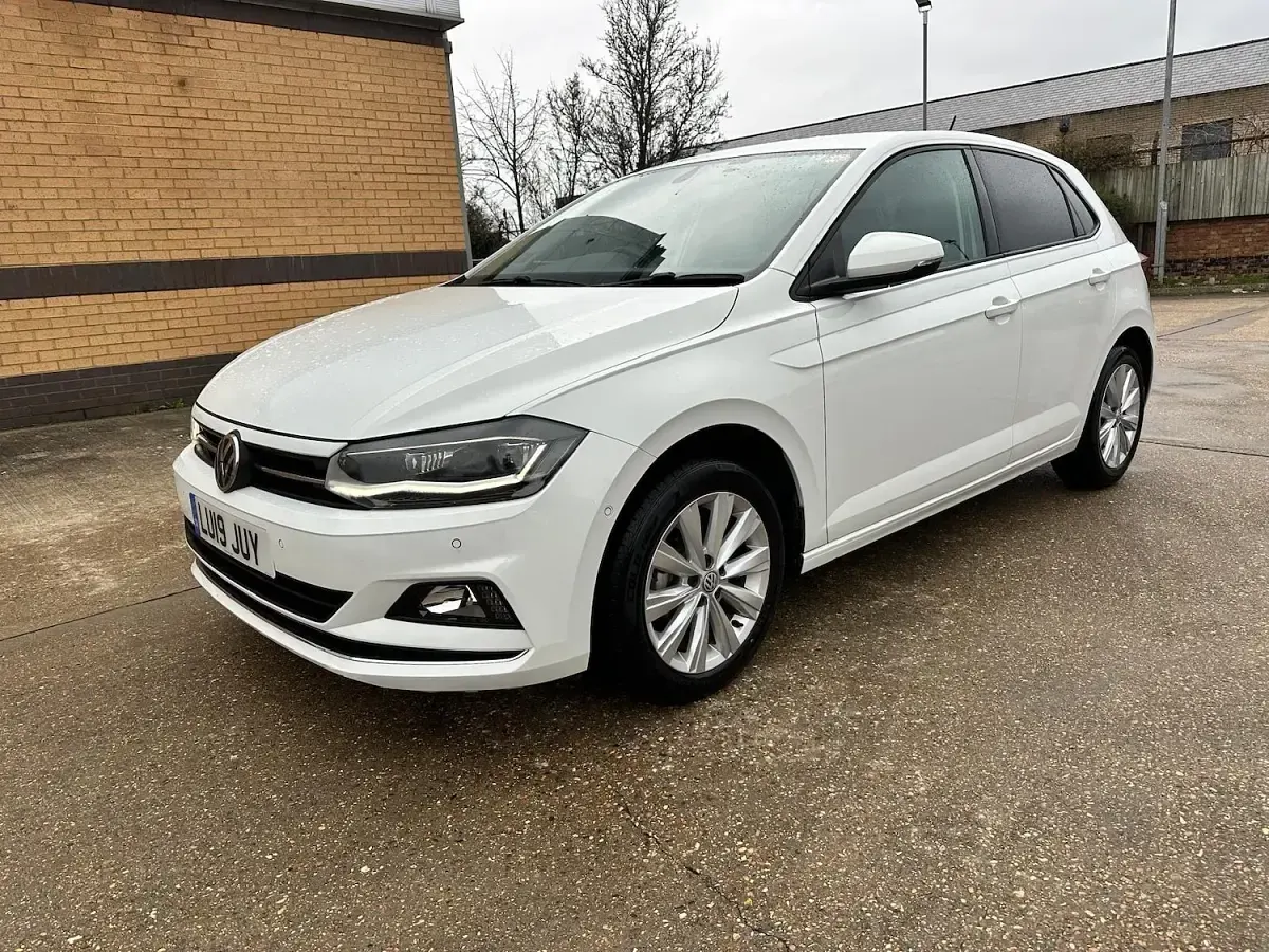 Used VW Polo SEL 2026 White Hatchback