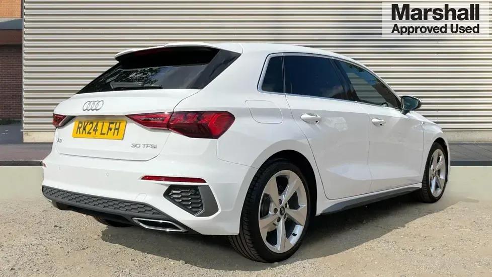 Used Audi A3 S-Line 110 HP (80 kW) 2024 White Hatchback