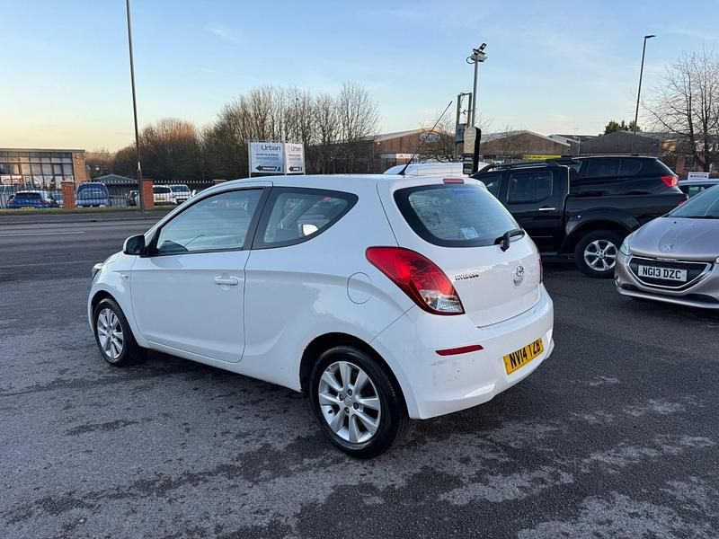 Used Hyundai i20 Active 2014 White Hatchback