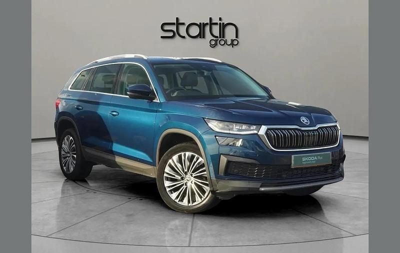Petrol blue metallic Used 2023 Skoda Kodiaq SE L Executive SUV | £26,450 (Good price) - Image 1/4
