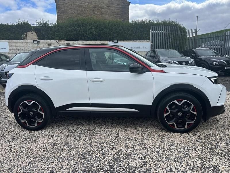 Second-hand Vauxhall Mokka 100 kW (136 CP) 2024 Alb SUV