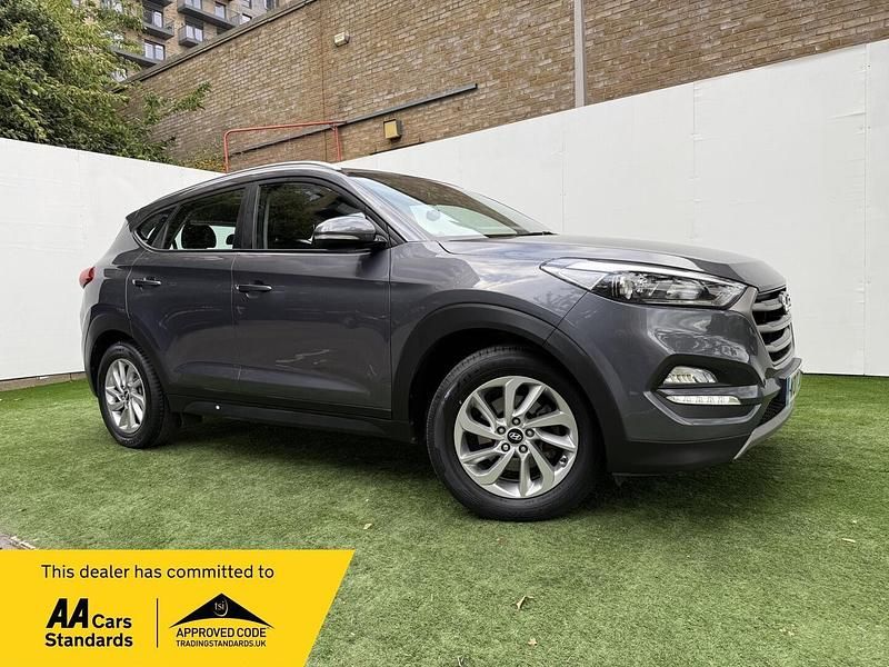 Grey Used 2017 Hyundai Tucson SE SUV | £6,995 (Good price) - Image 1/4
