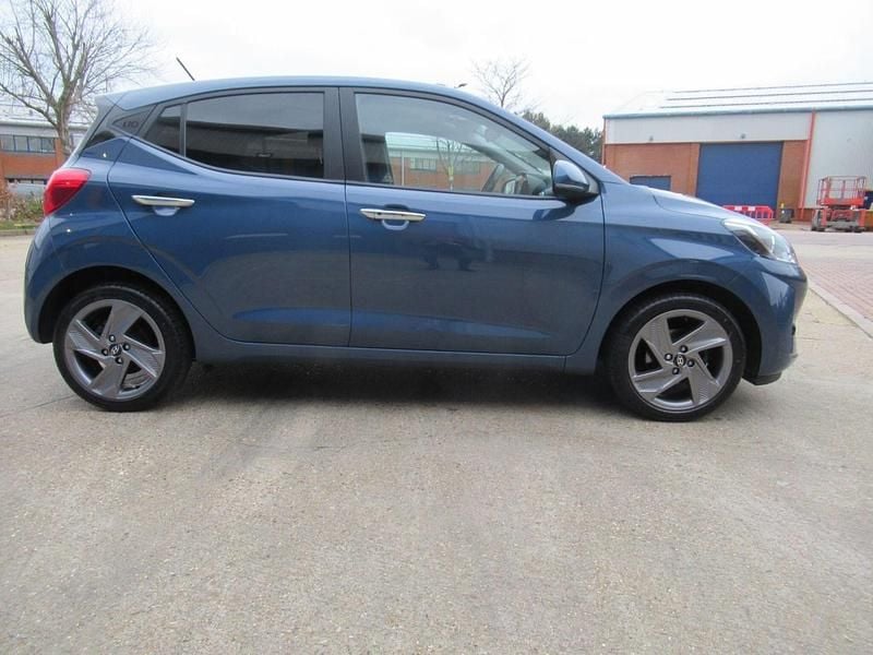 Used Hyundai i10 Premium 2024 Blue Hatchback