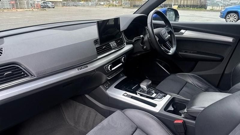 Used Audi Q5 S-Line 299 HP (219 kW) 2022 Blue  SUV