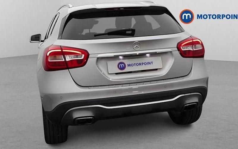 Used Mercedes GLA200 Executive 136 HP (100 kW) 2019 SUV