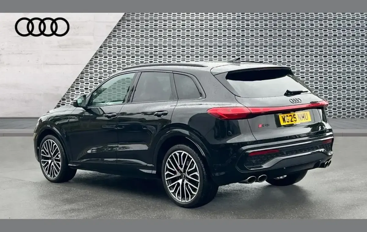 Used Audi SQ5 Advanced 367 HP (269 kW) 2025 Black SUV